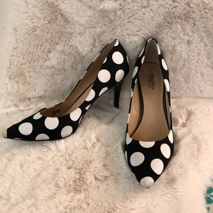 Black and White Polka Dot Canvas Pumps
